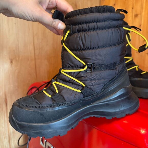 Canada Goose Toronto Quilted Shell Ankle Boots - Picture 4 of 5